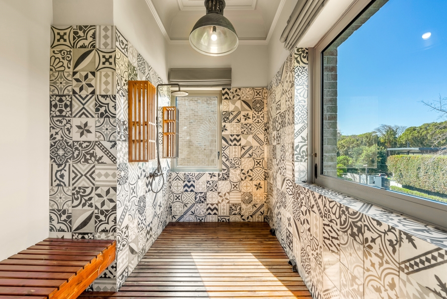 To Let 4 Bedroom Property for Rent in Bishopscourt Western Cape